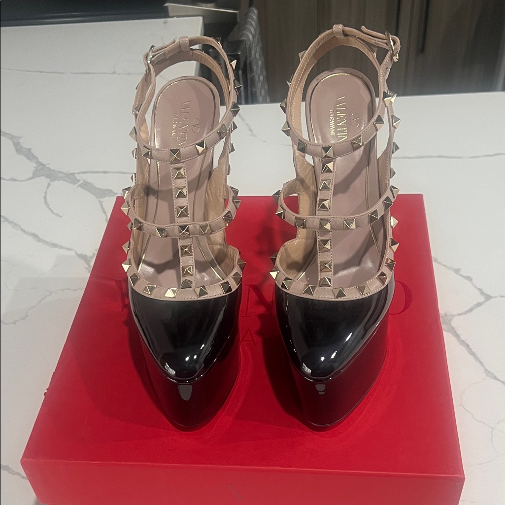 Valentino Black And Tan Rockstud Heels